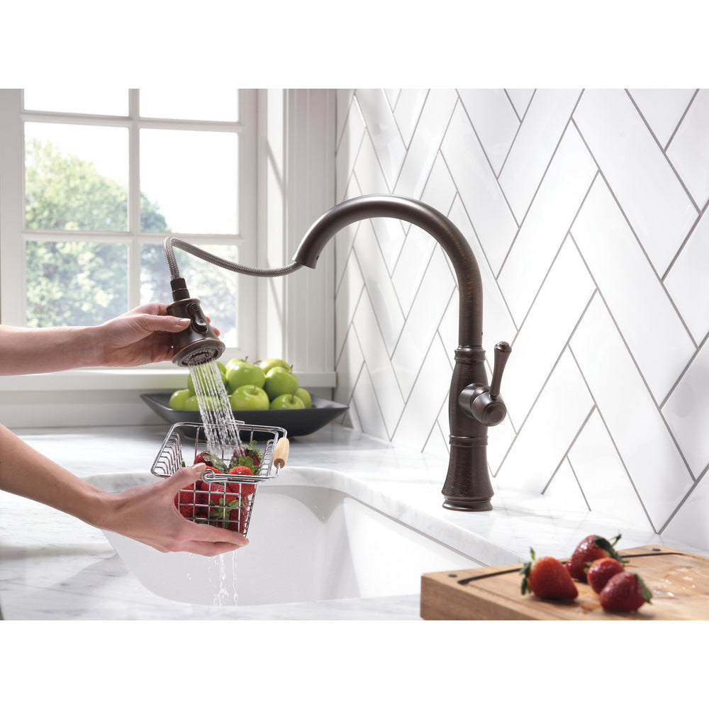 Delta CASSIDY Single Handle Pulldown Kitchen Faucet- Venetian Bronze