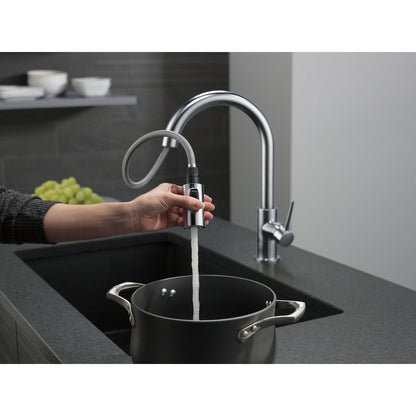 Delta TRINSIC Single Handle Pull-Down Kitchen Faucet- Arctic Stainless