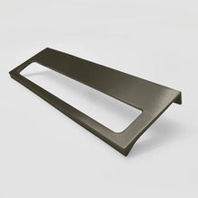 Pomelli Designs HORIZON Cabinet Edge Pull