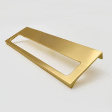 Pomelli Designs HORIZON Cabinet Edge Pull