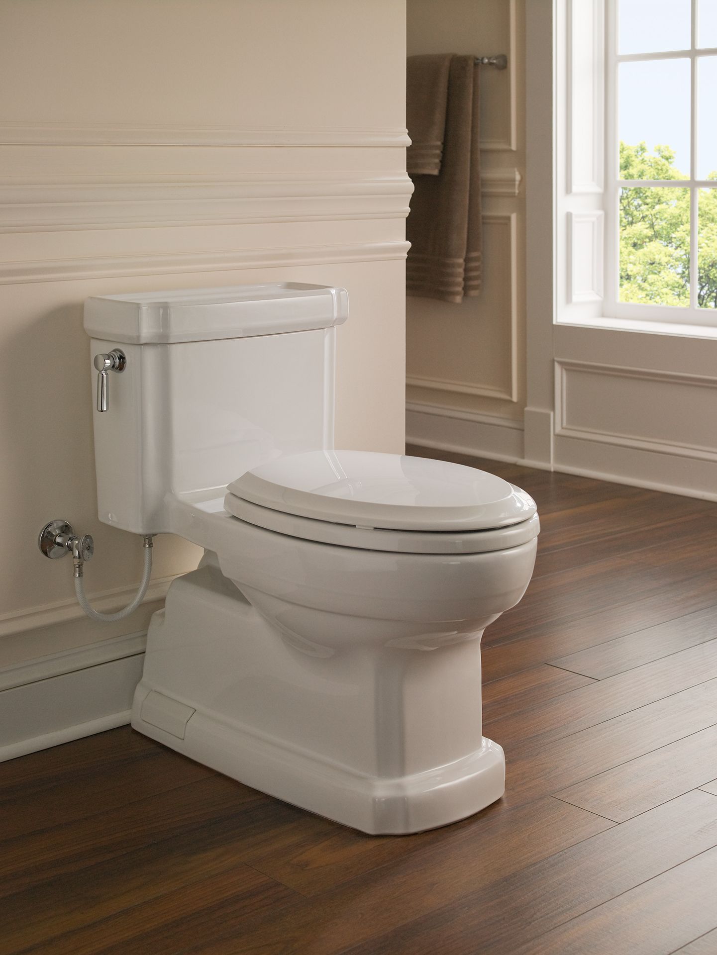 Toto Guinevere  One-piece Toilet With  Elongated Bowl - 1.28 GPF