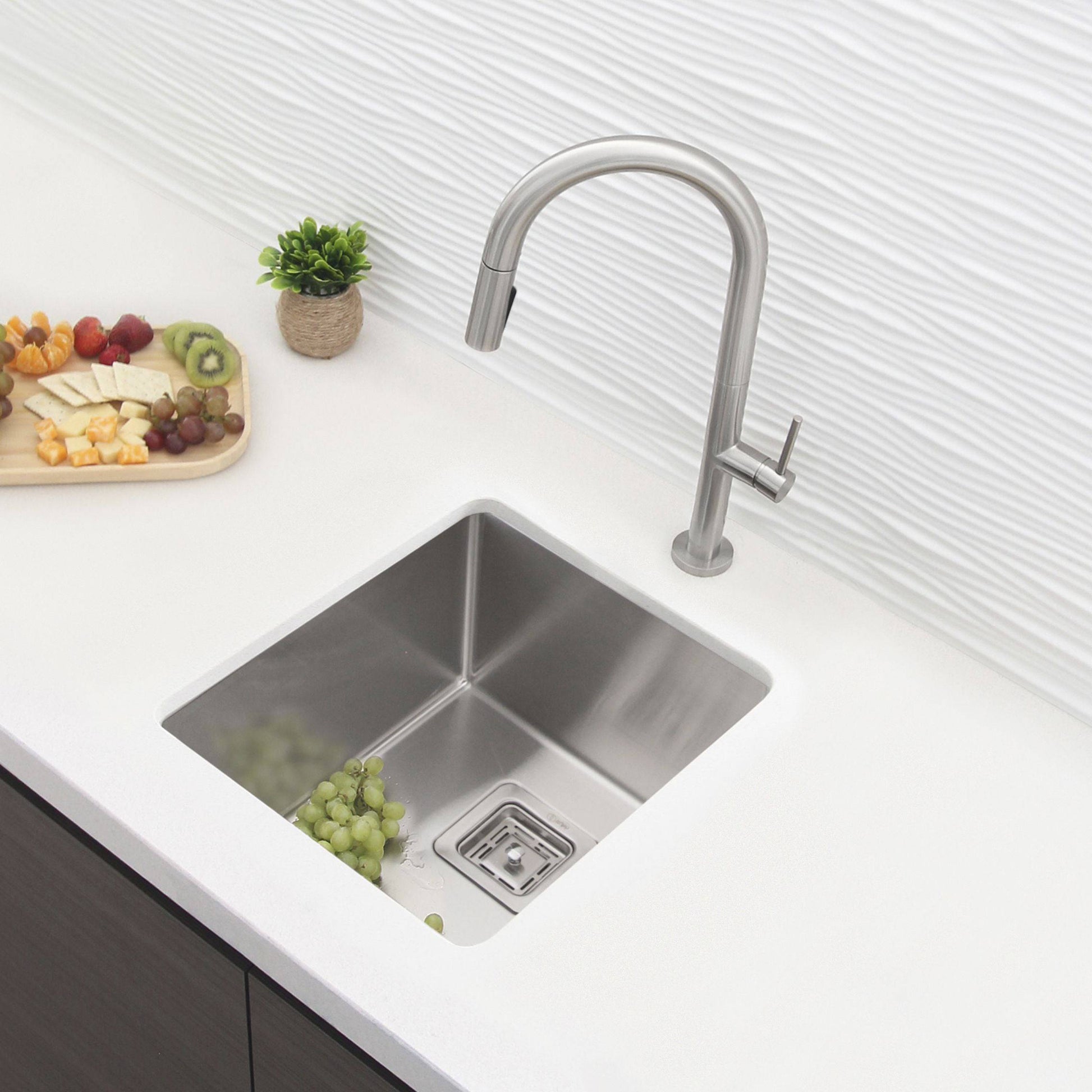 Stylish Kubo 16" x 18" Single Bowl Stainless Steel Kitchen Sink with Square Strainer S-509XG - Renoz