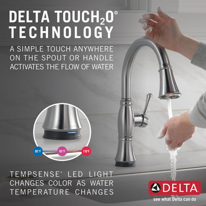 Delta CASSIDY Single Handle Pull-Down Kitchen Faucet with Touch2O and ShieldSpray Technologies- Lumicoat Arctic Stainless